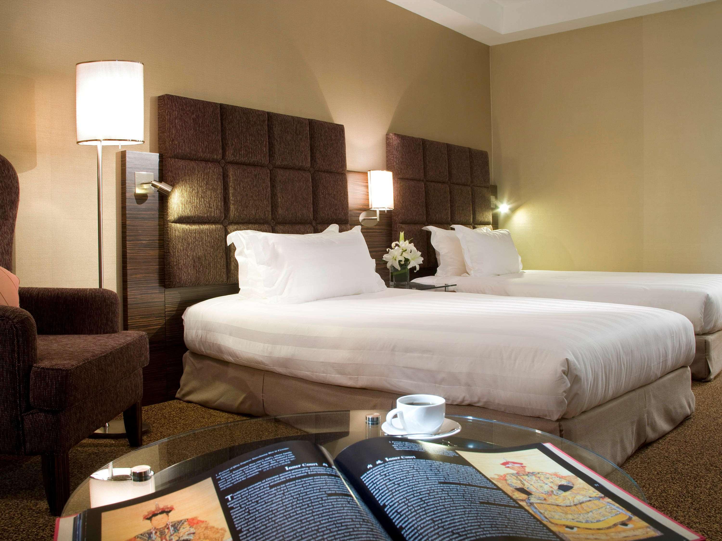 Novotel Beijing Peace Exteriör bild