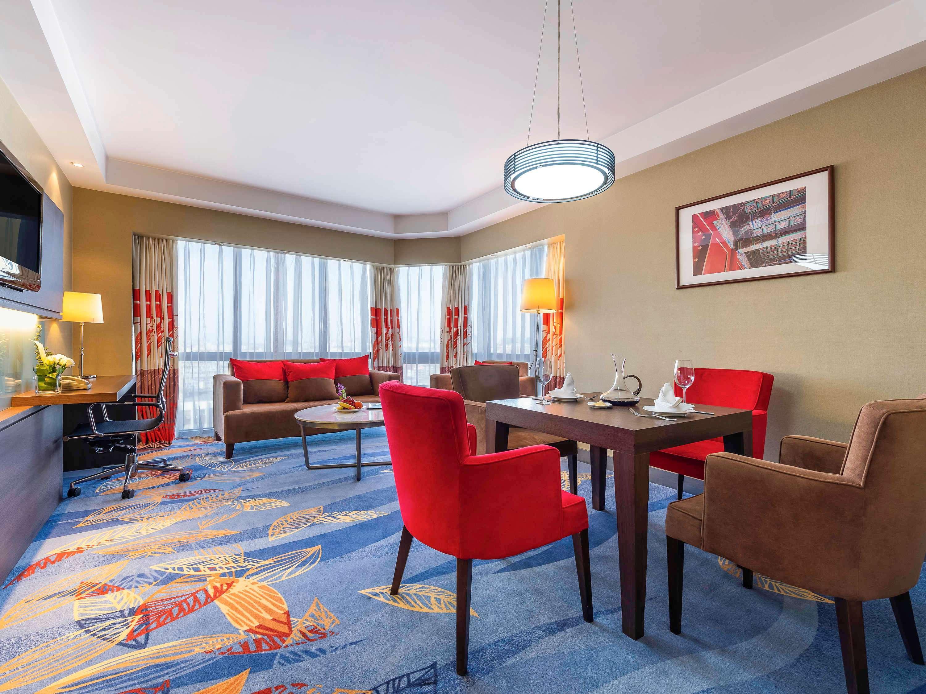 Novotel Beijing Peace Exteriör bild