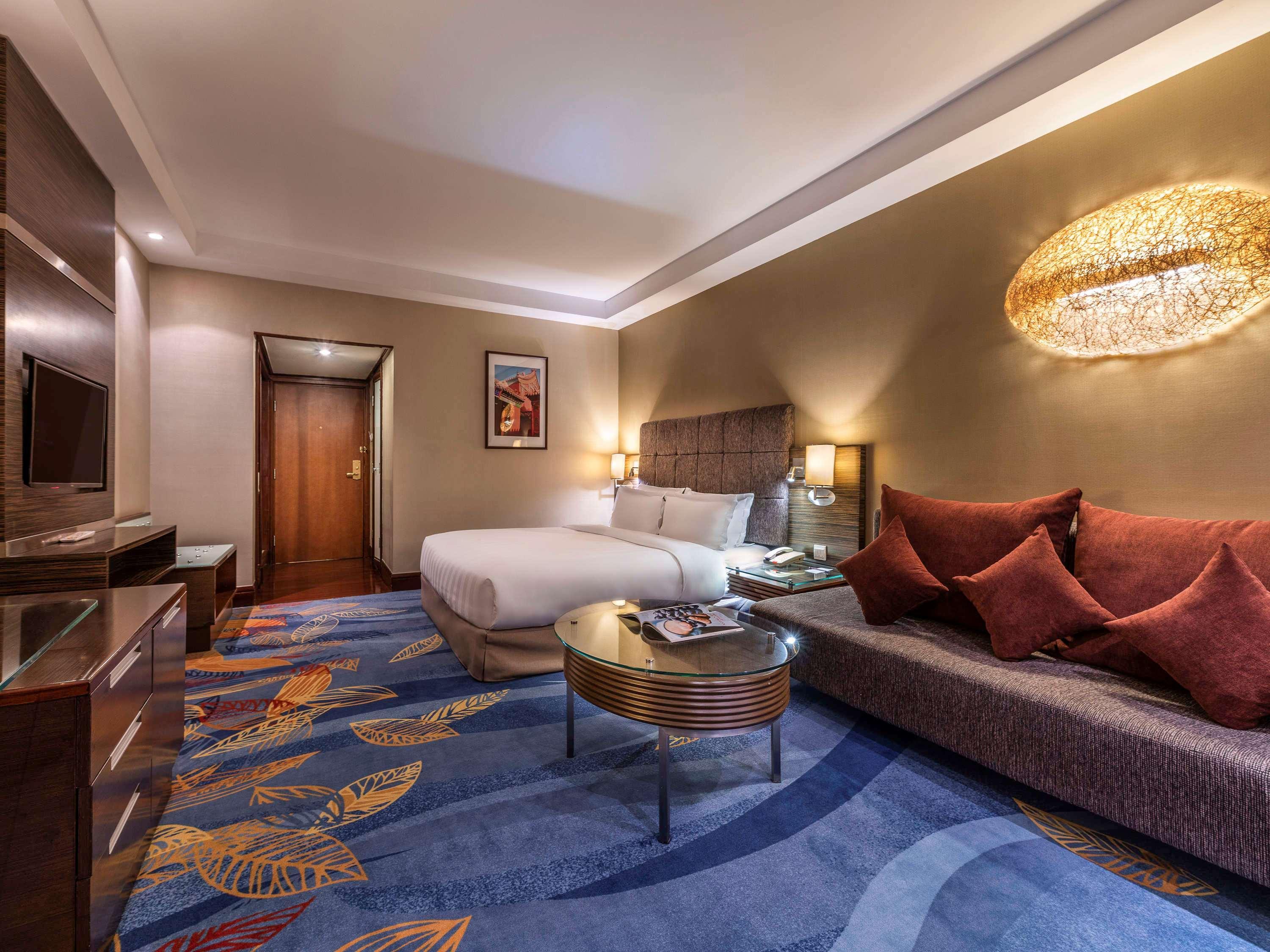 Novotel Beijing Peace Exteriör bild