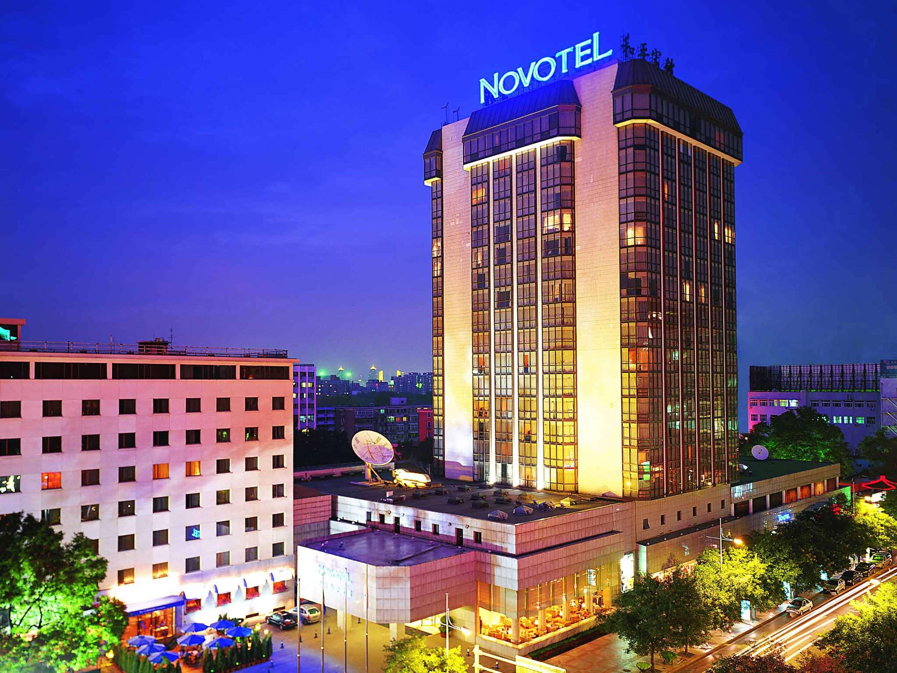 Novotel Beijing Peace Exteriör bild