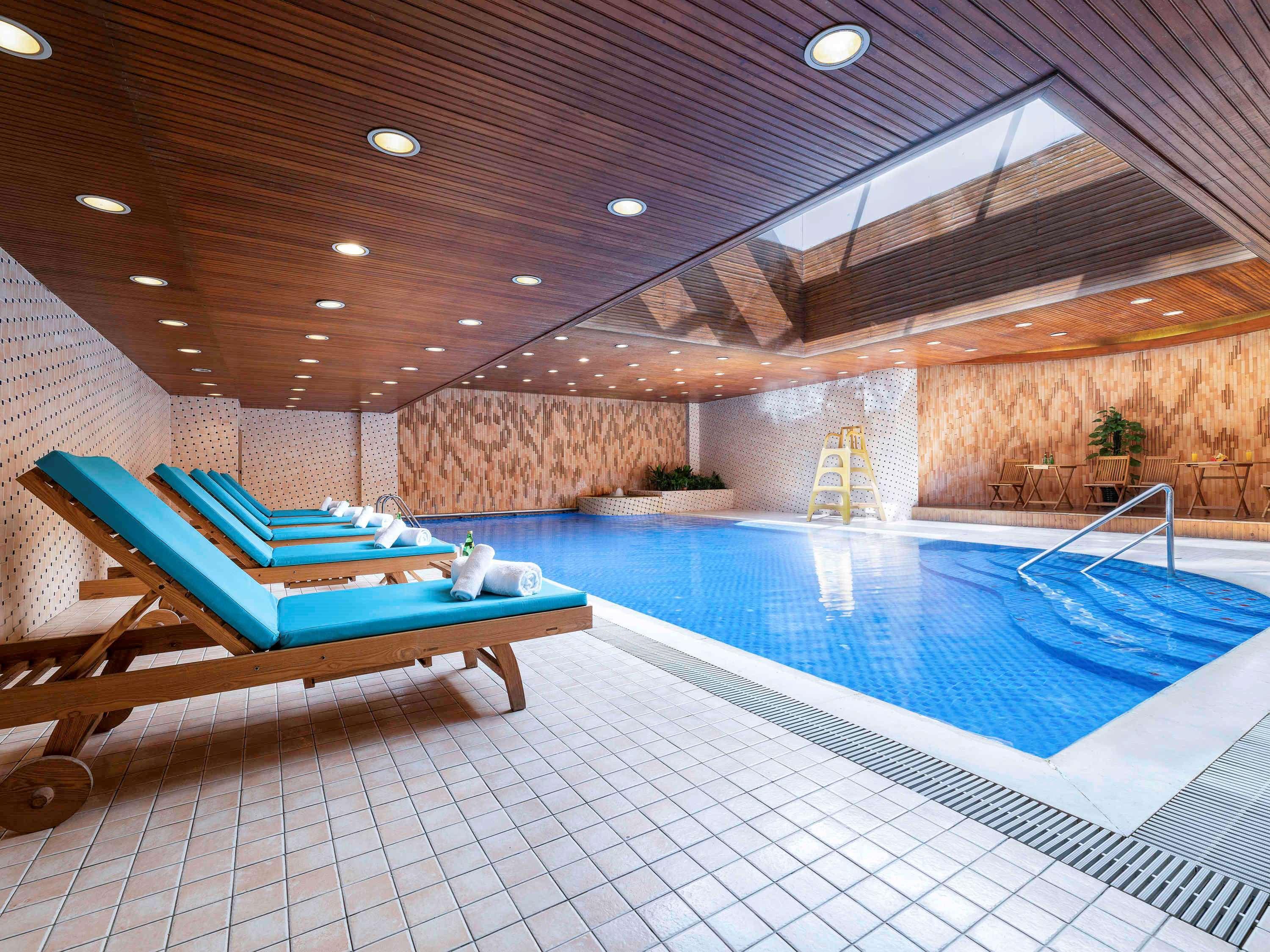 Novotel Beijing Peace Exteriör bild