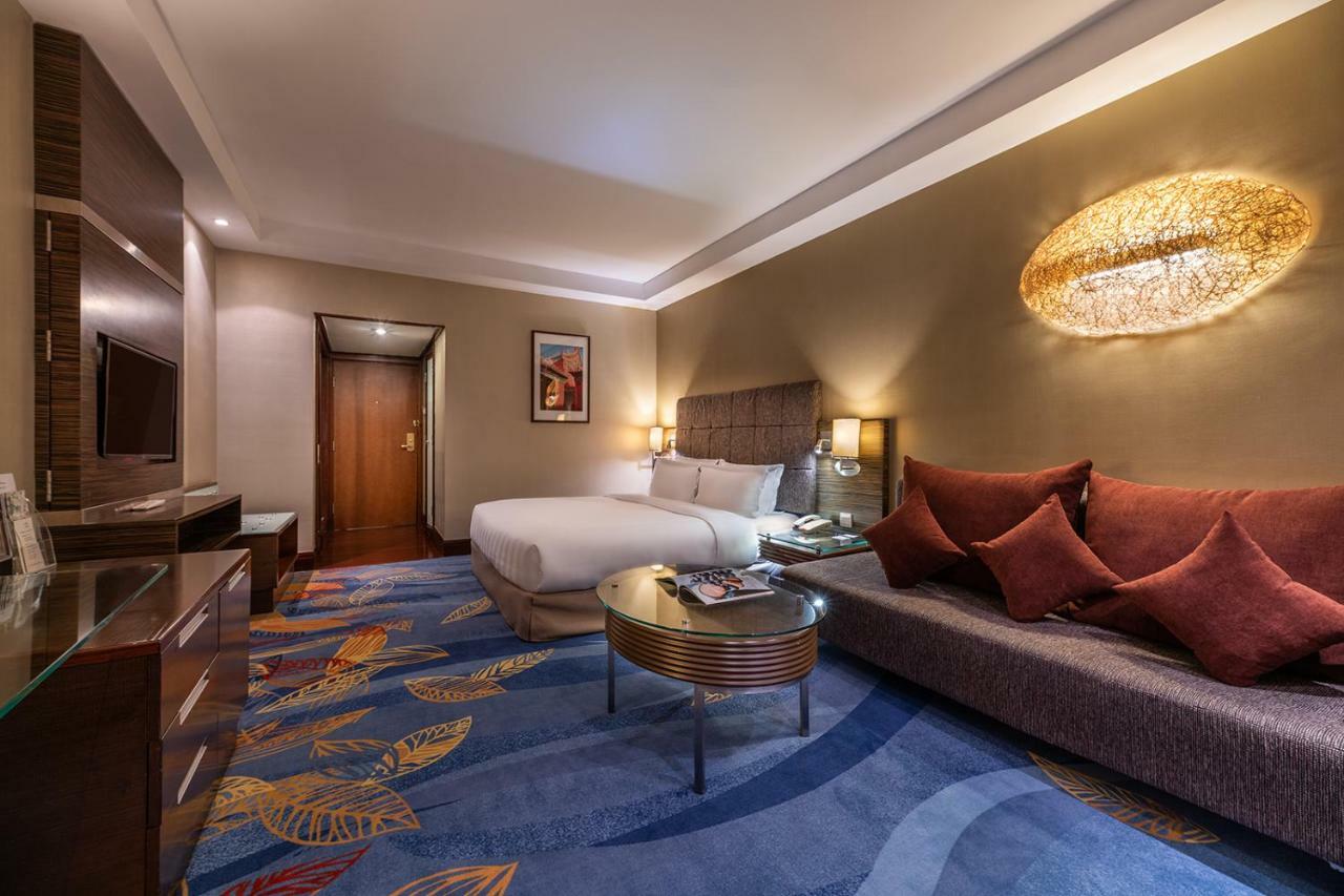 Novotel Beijing Peace Exteriör bild